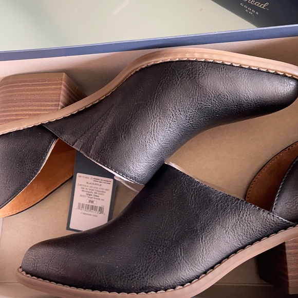 New - Picture 1 of 2